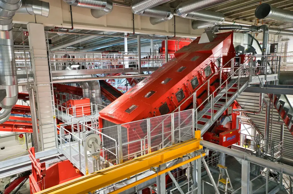 SPALECK Recycling Screen for Sorting Municipal Solid Waste (MSW) at a Recycling Facility