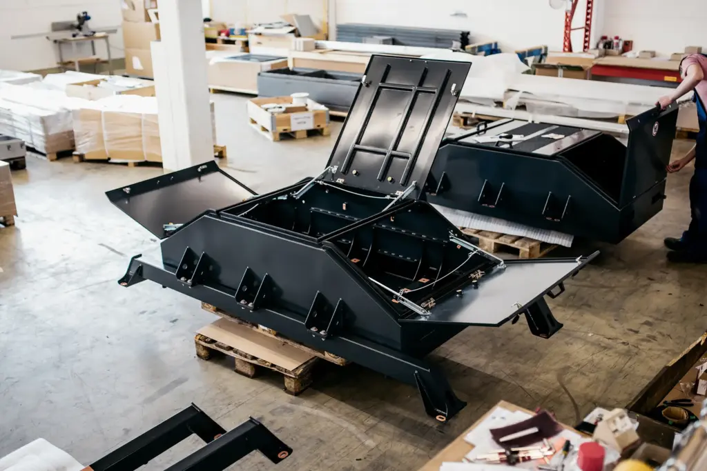 Assembly manufactured in accordance with CL1 of DIN EN 15085-2, including SPALECK's assembly service