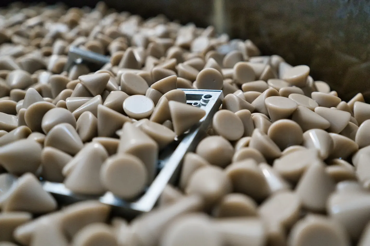 Tumble Polishing of Components by Tumble Polishing Expert SPALECK
