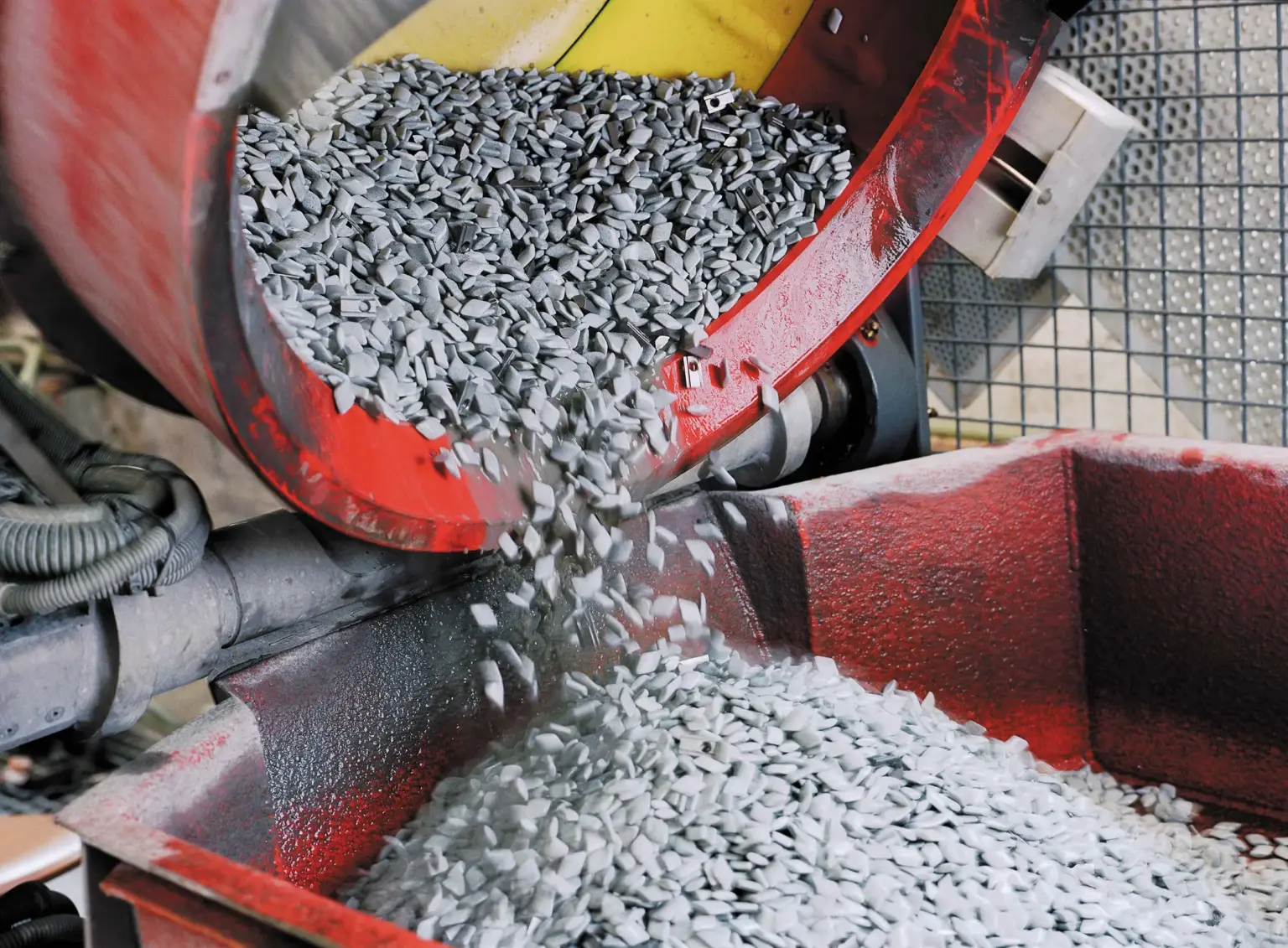 Vibratory Finishing at SPALECK, the Surface Finishing Expert